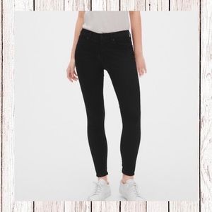 GAP TRUE SKINNY SCULPT EVERBLACK JEANS NWT
